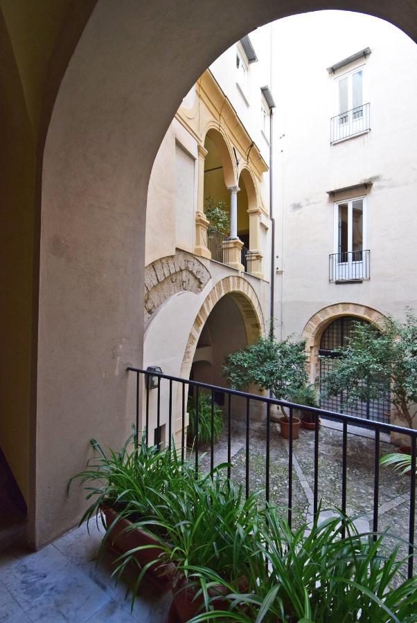 Casa Santa Sofia Lägenhet Palermo Exteriör bild